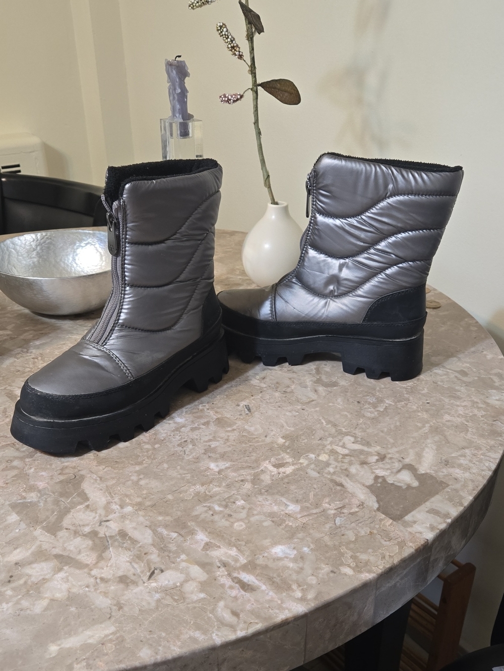 Cougar Metallic Silver Quilted Front-Zip Winter Boots